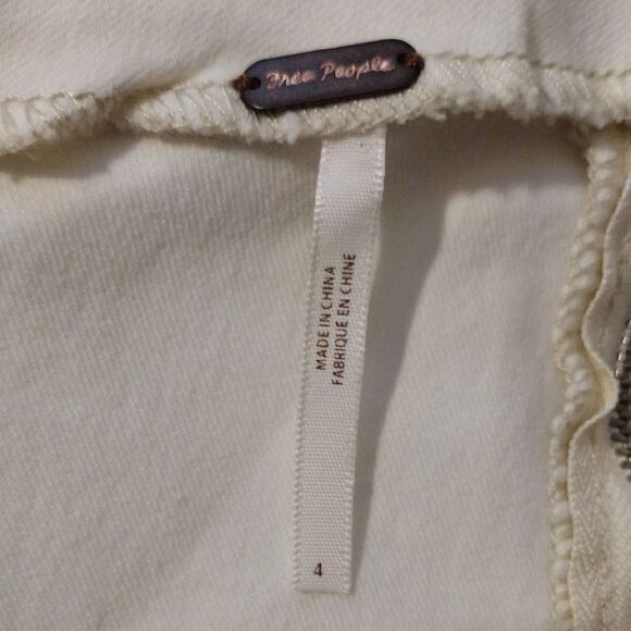 Free People "Livin It Up" Mini Pencil Skirt in White, Size 4 / Small NWT - Picture 8 of 12